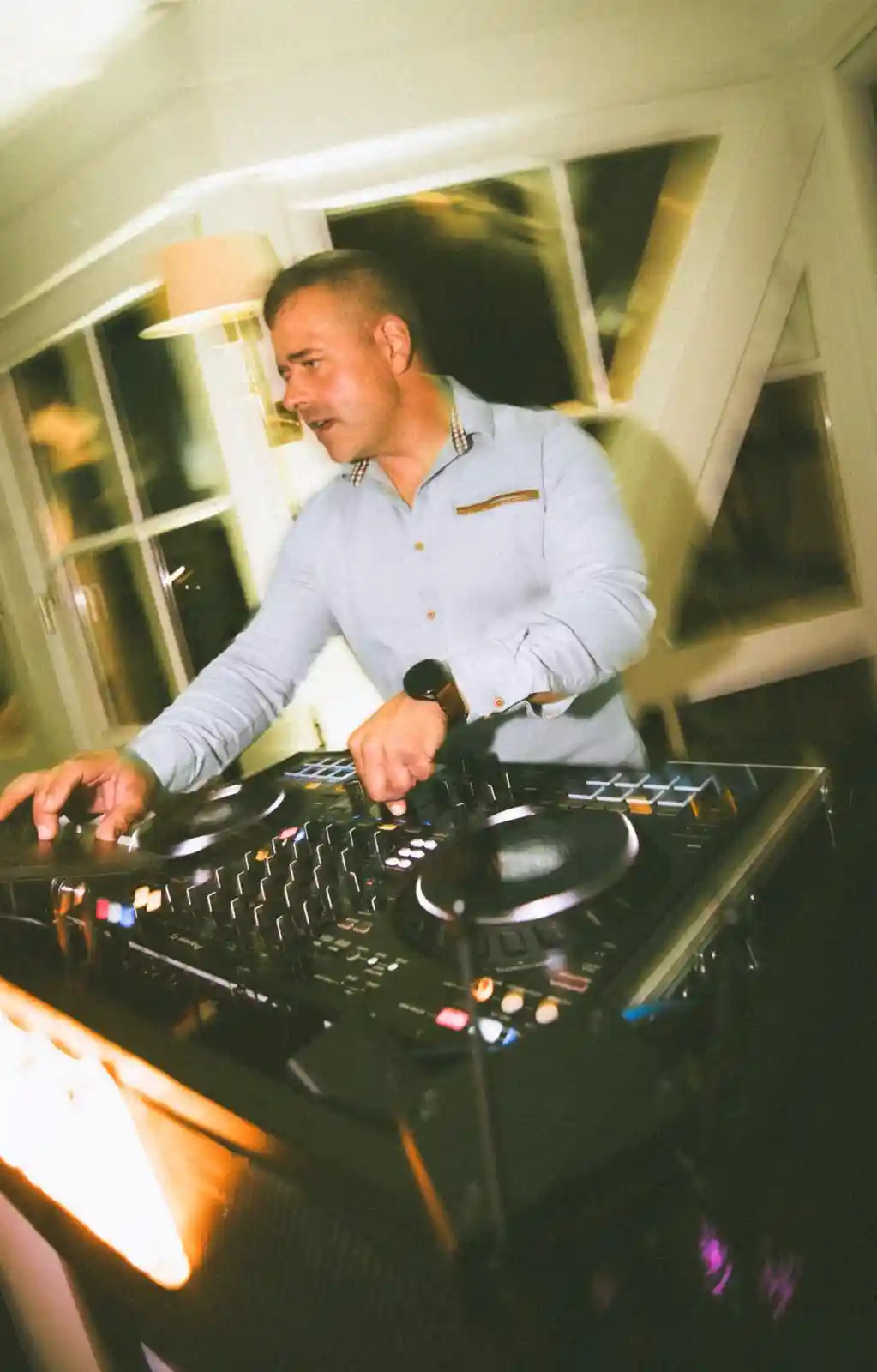 DJ Dobbi live mixing auf Hochzeiten in Chemnitz