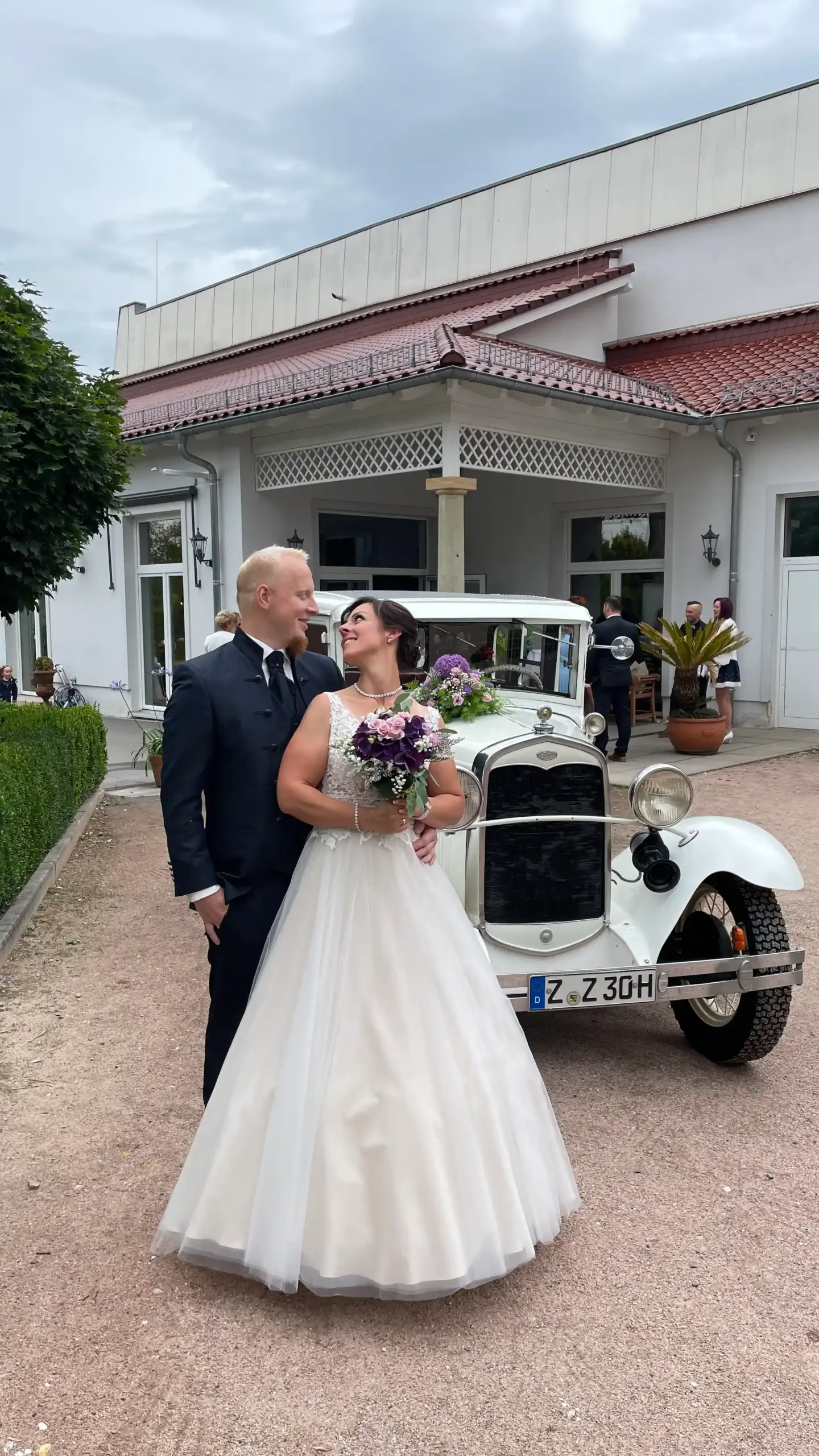 Hochzeitspaar-im-Pentagon3-in-Chemnitz