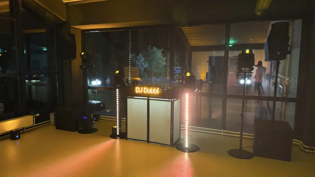 dj-aufbau-zur-firmenfeier-g-systems-zwickau