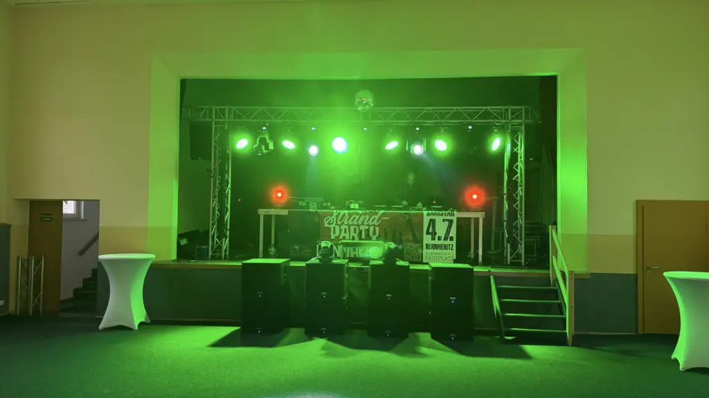 technik-aufbau-ü30-party-chemnitz