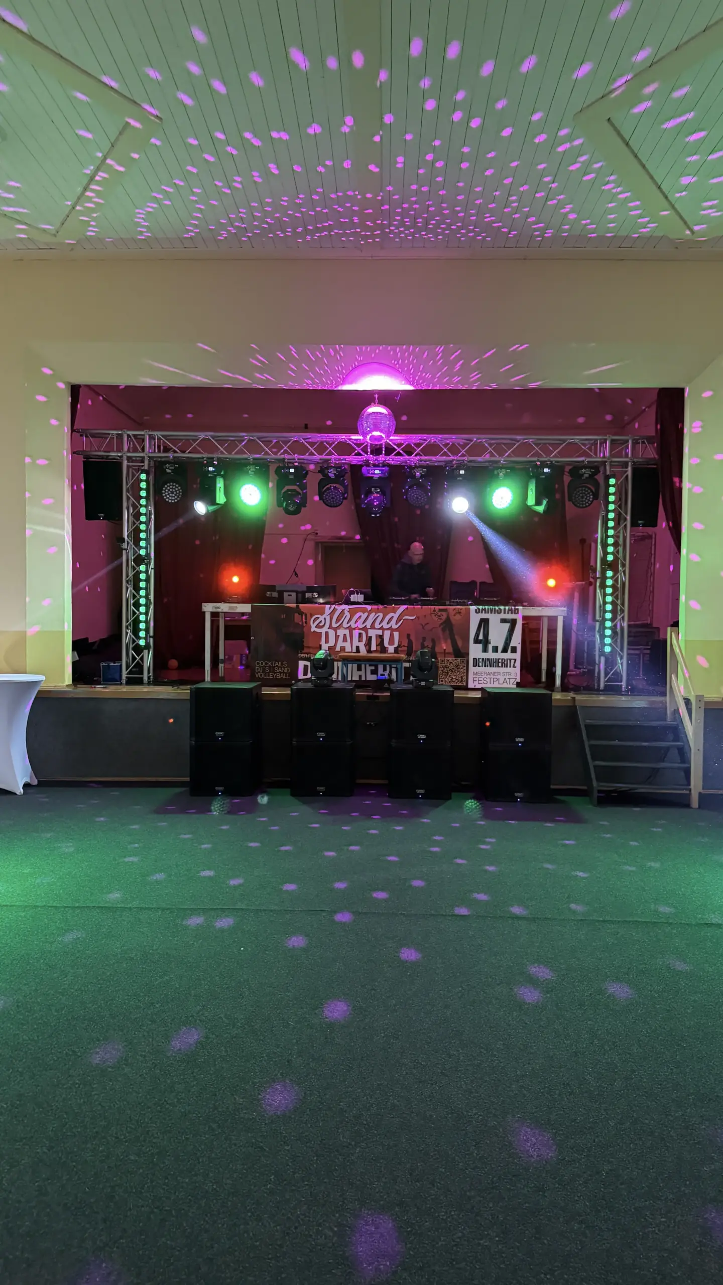 ü30-party-im-luxor-chemnitz